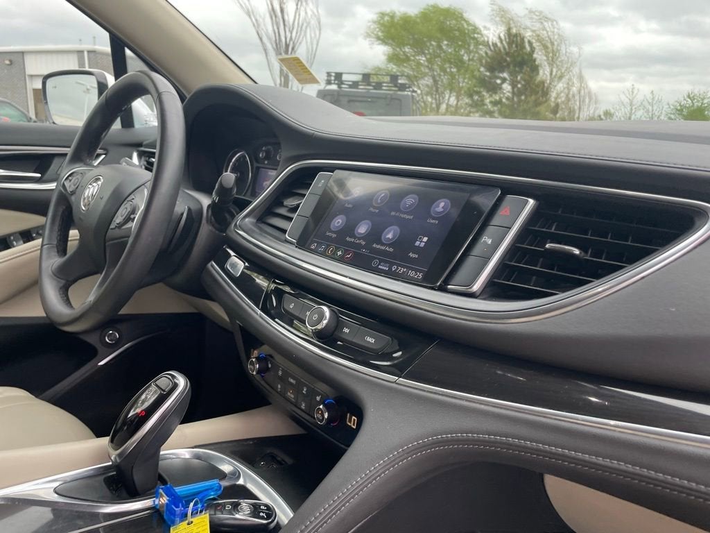2021 Buick Enclave Essence