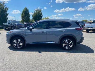 2022 Nissan Rogue SL