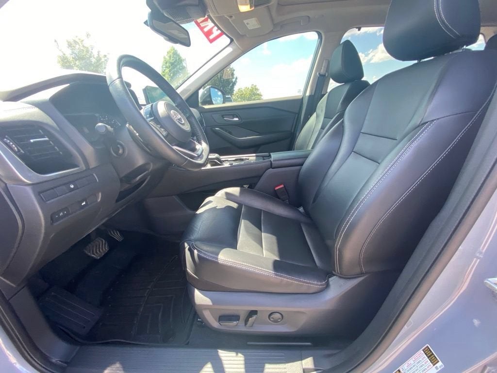 2022 Nissan Rogue SL