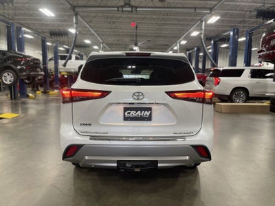 2022 Toyota Highlander Platinum