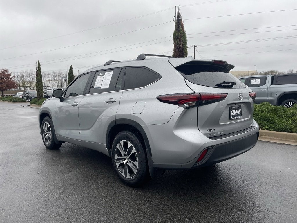 2024 Toyota Highlander XLE