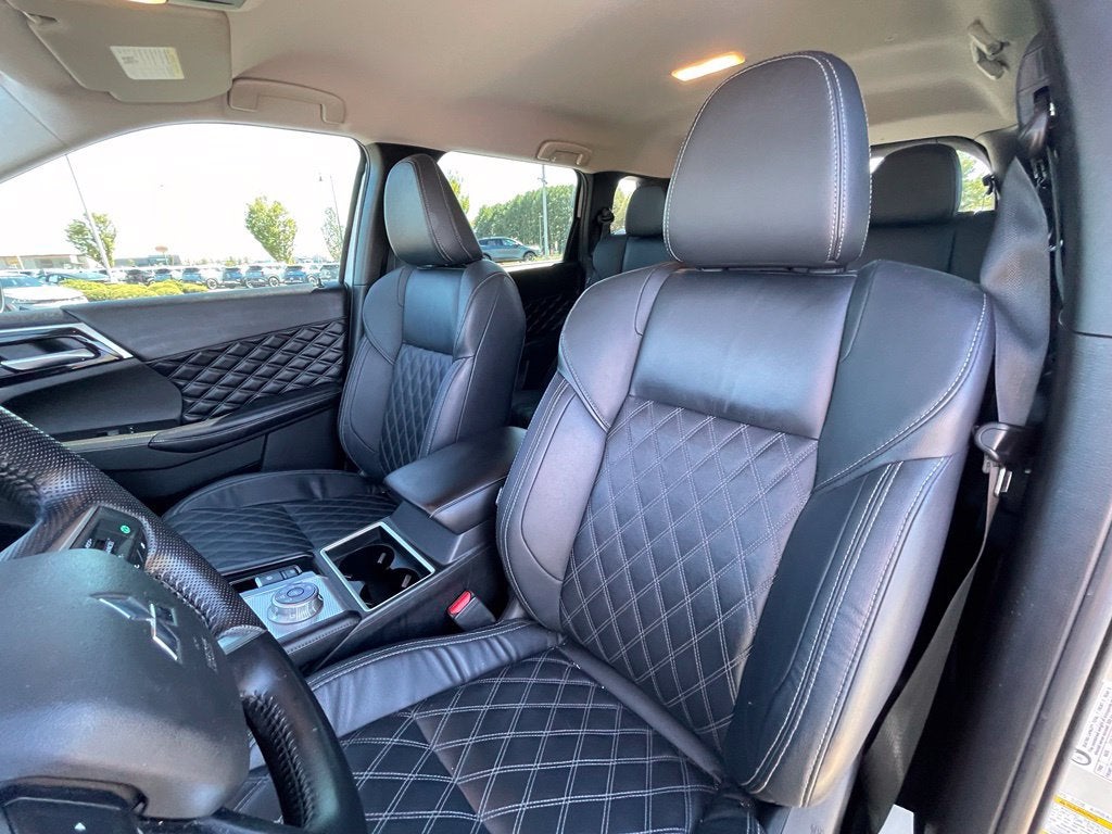2022 Mitsubishi Outlander SEL