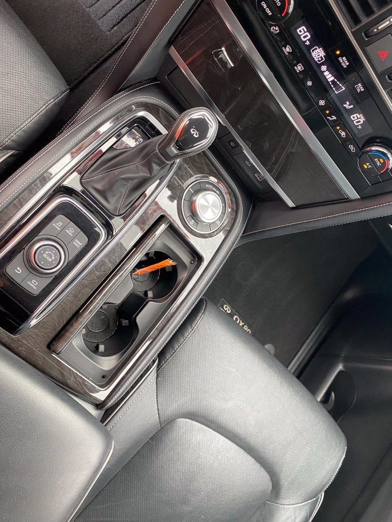 2024 INFINITI QX80 LUXE
