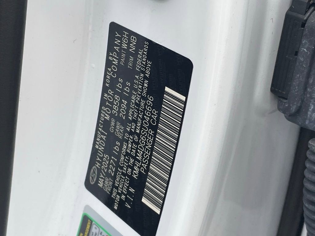 2025 Hyundai Elantra SEL Sport