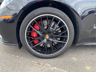2018 Porsche Panamera Turbo