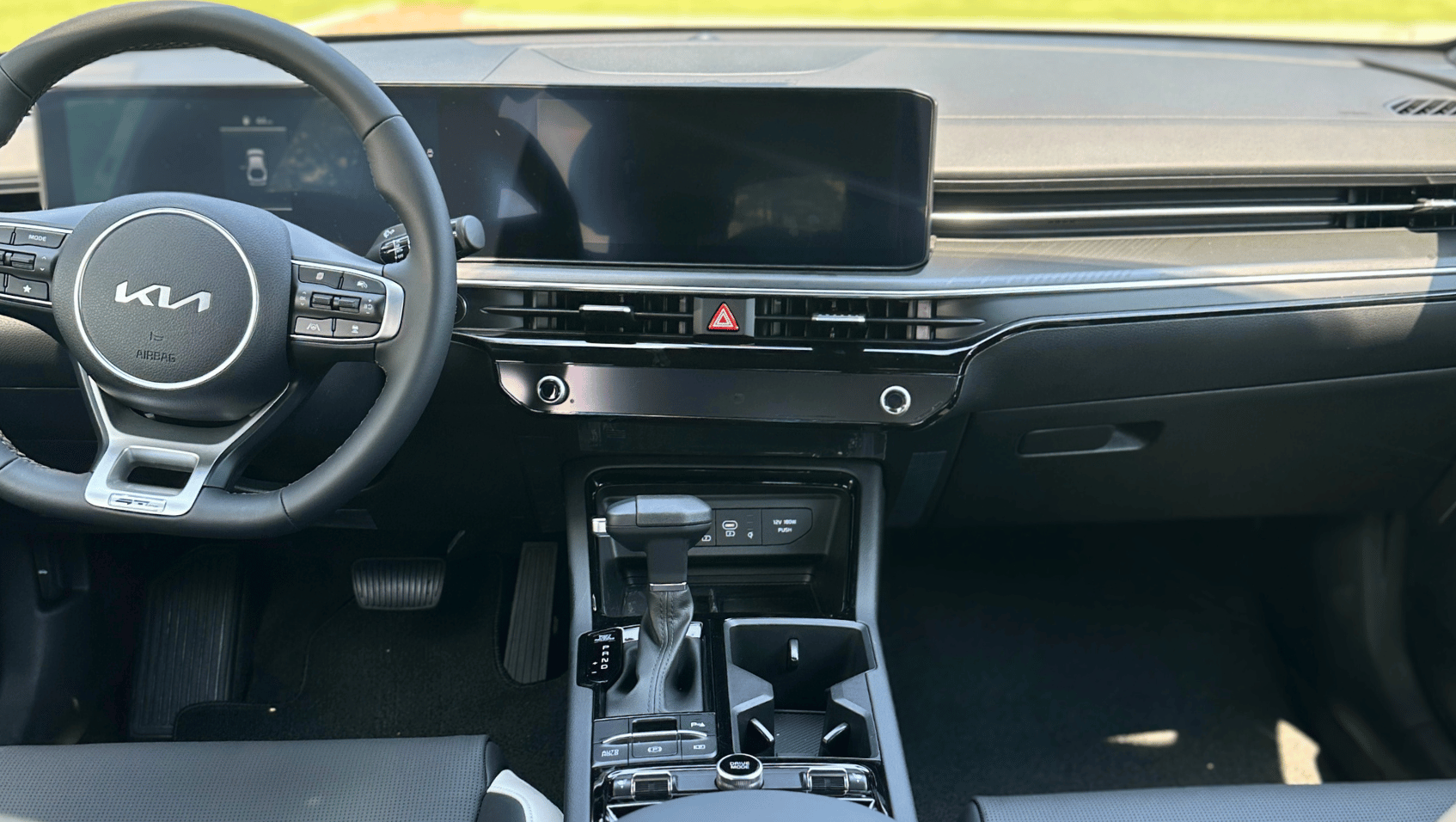 Interior View of the 2025 Kia K5