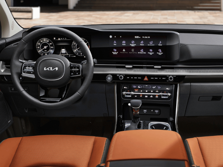 24 Kia Carnival Interior in Fort Smith, Ar