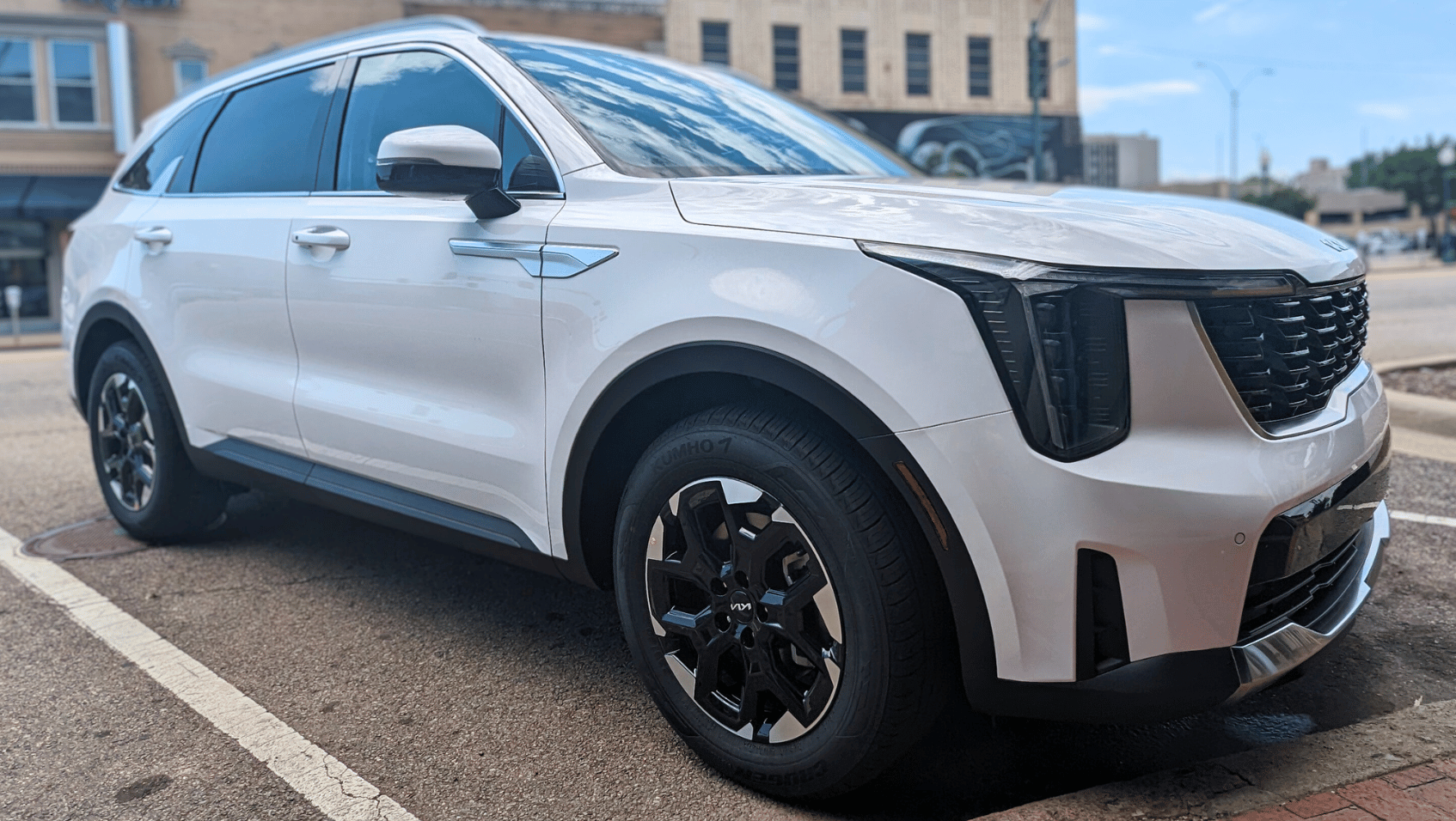 Side View of the 2025 Kia Sportage